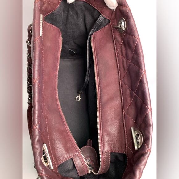 Chanel Burgundy Quilted Iridescent Calfskin Leather V*P Medium Shopping Tote Bag - Picture 14 of 16